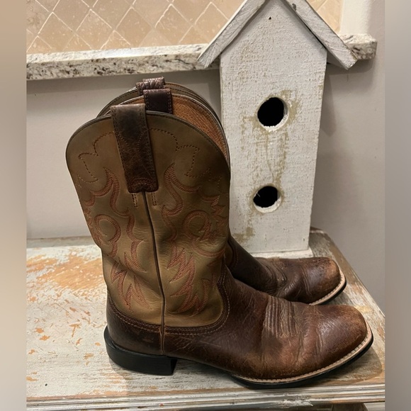 Ariat Two-Tone Mens Broken In Cowboy Boots 9.5 D - Picture 8 of 9